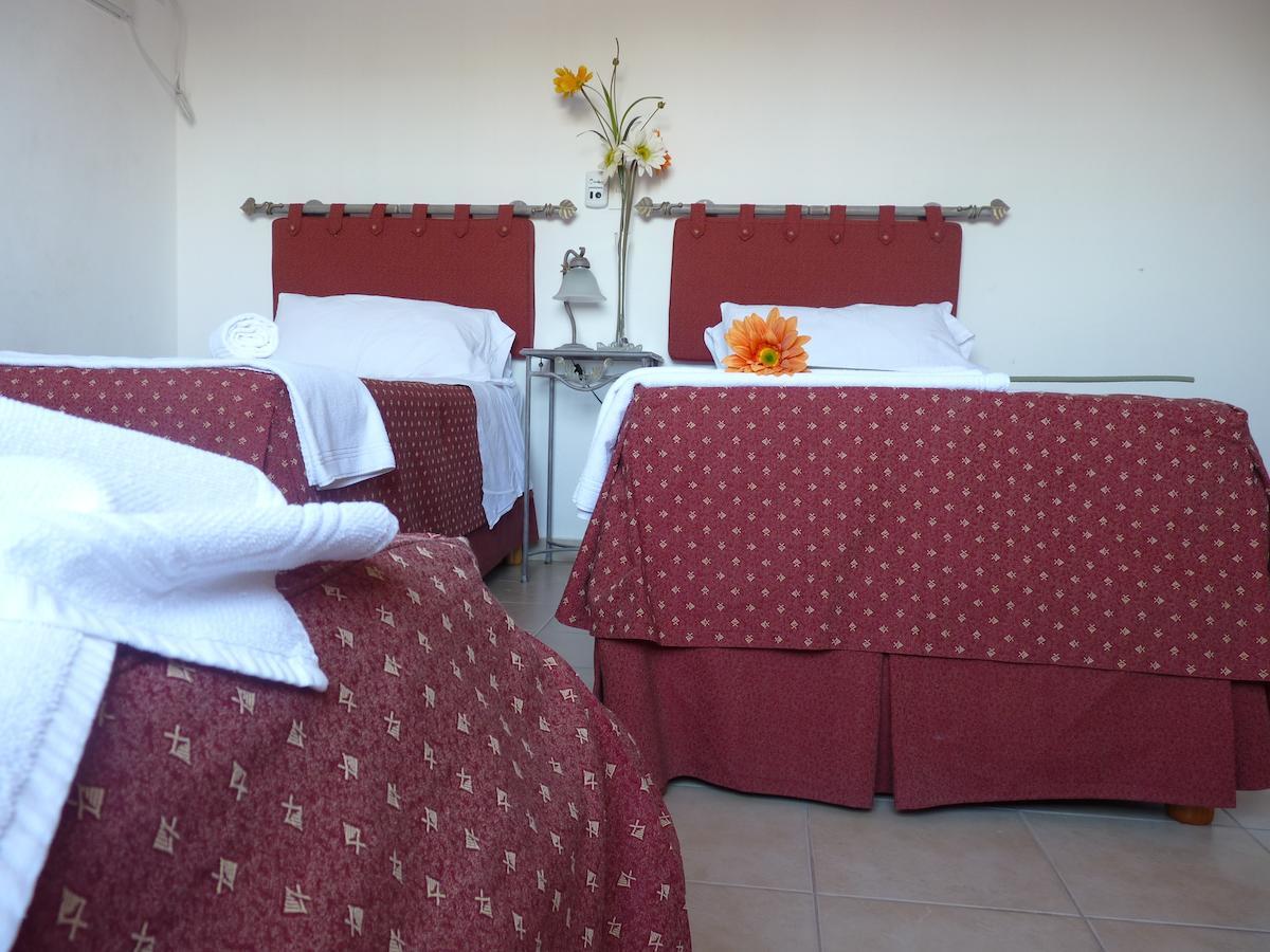 Hotel Quelu Leufu Río Colorado Oda fotoğraf